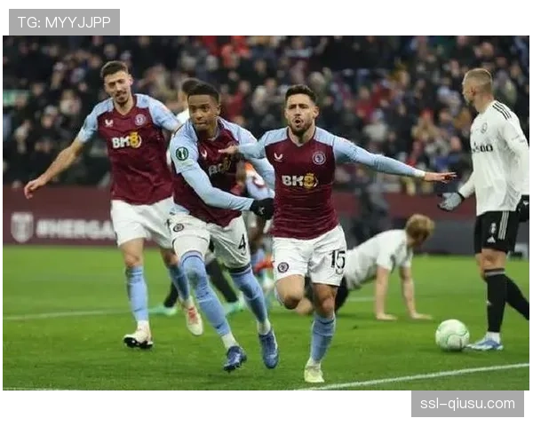 阿斯顿维拉战平利兹联 欧冠席位争夺战遭遇平局阻力